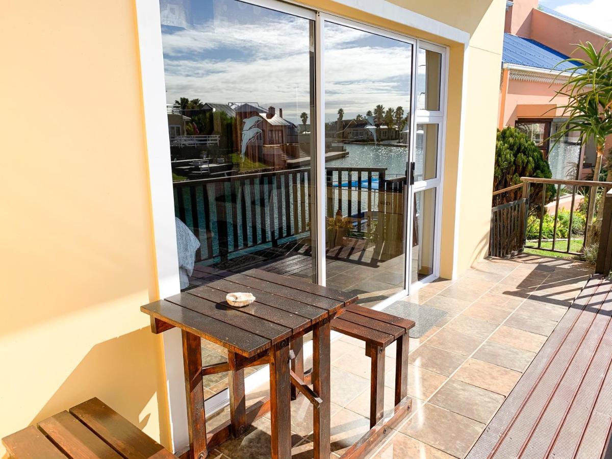 Marina Martinique B&B Jeffreysbaai Buitenkant foto