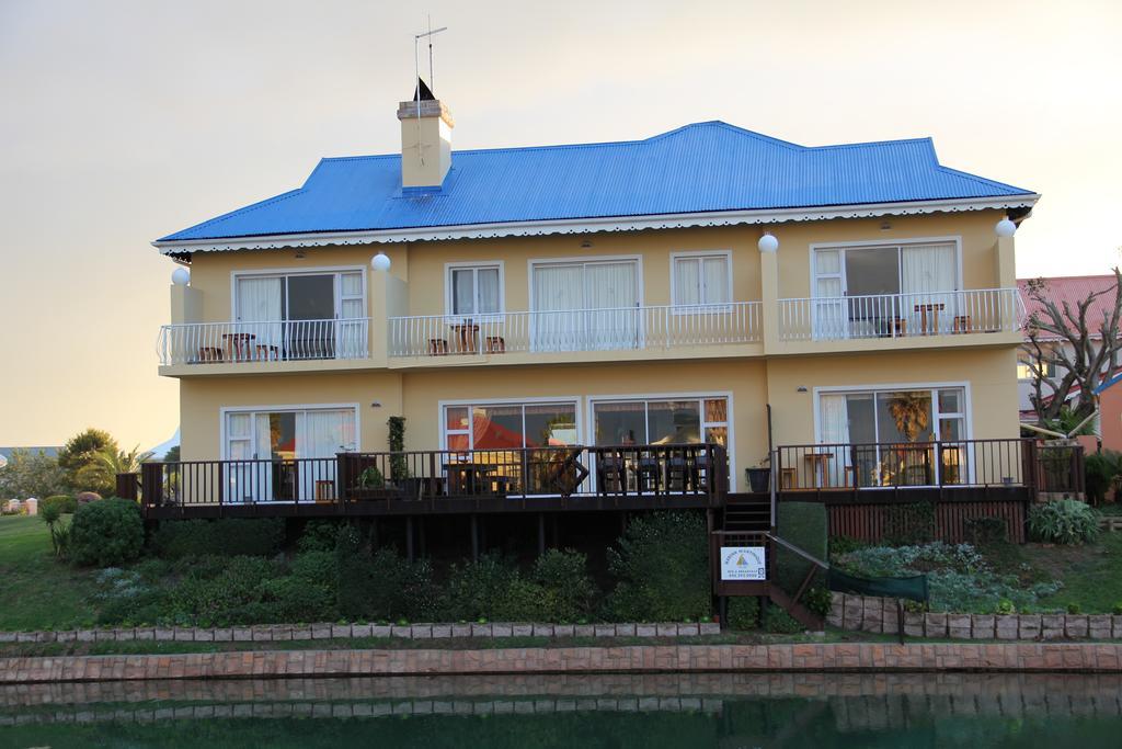 Marina Martinique B&B Jeffreysbaai Buitenkant foto